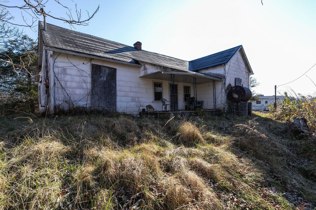 176 Moulton Rd, Fall Branch, TN 37656 Trulia