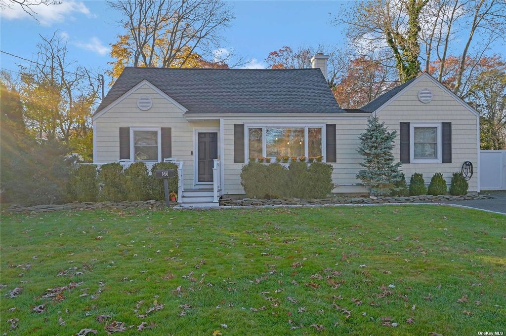 60 Gladstone Avenue, West Islip, NY 11795 Trulia