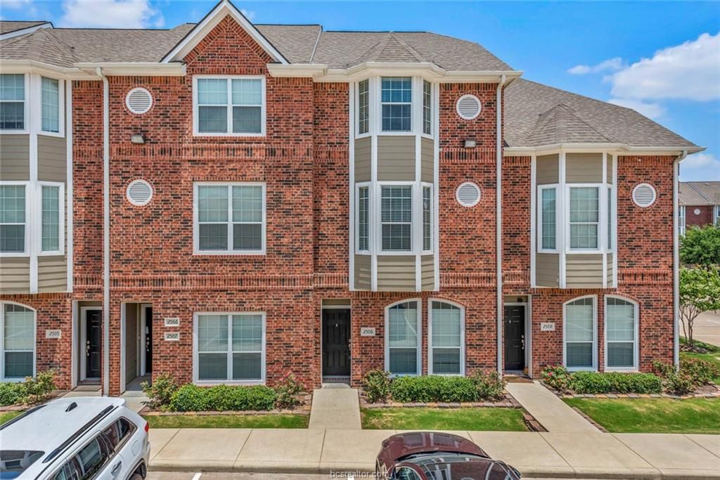 1198 Jones Butler Rd #2208, College Station, TX 77840