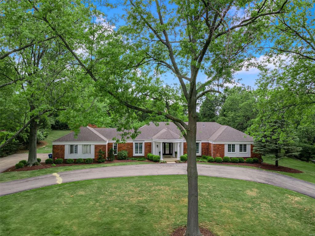 41 Meadowbrook Country Club Est, Ballwin, MO 63011 Trulia