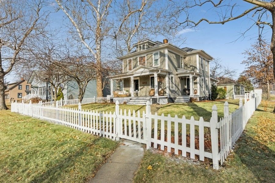 1200 Washington St, Pella, IA 50219 Trulia