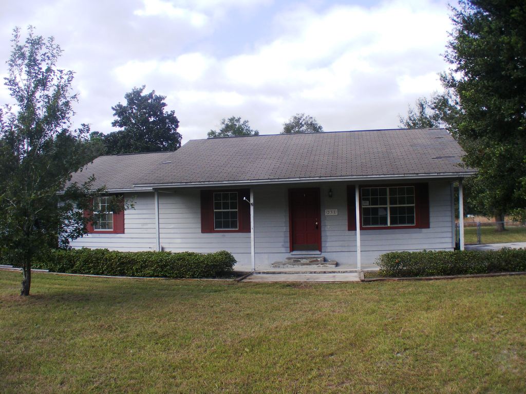 231 Old Peniel Rd, Palatka, FL 32177