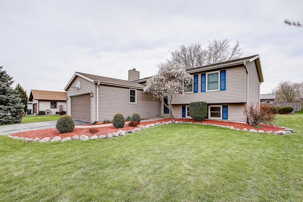 2745 Northbridge Dr, Racine, WI 53404 Trulia