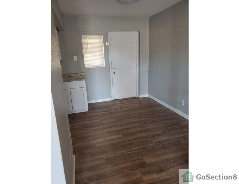 5106 Live Oak St #201, Dallas, TX 75206