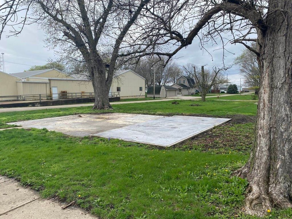 401 N Pine St, Varna, IL 61375 Trulia