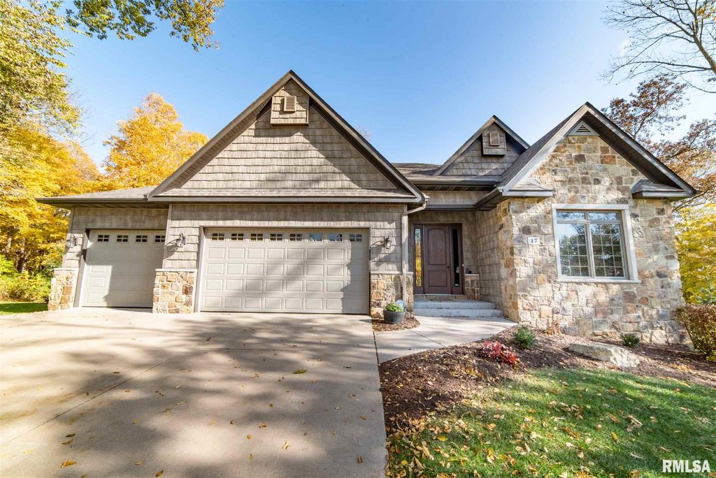 17 Hollows Ct, Le Claire, IA 52753 Trulia
