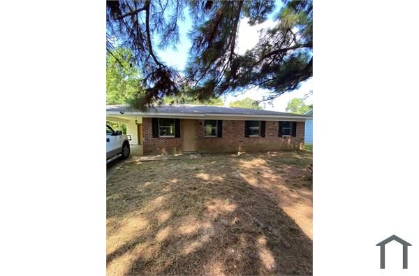6359 Lyndon B Johnson Dr, Jackson, MS 39213