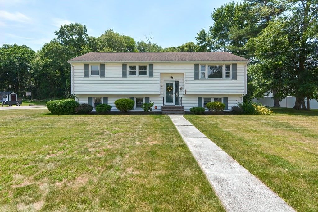 52 McNamara St, Stoughton, MA 02072 Trulia