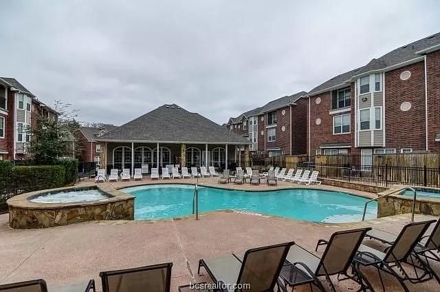 305 Holleman Dr E #1202, College Station, TX 77840