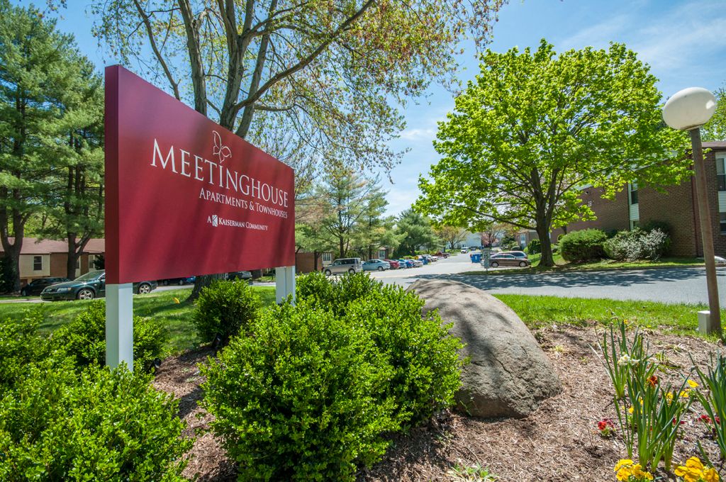 3131 Meetinghouse Rd, Marcus Hook, PA 19061