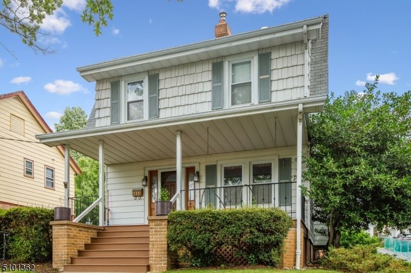 111 Elmwood Rd, Verona, NJ 07044