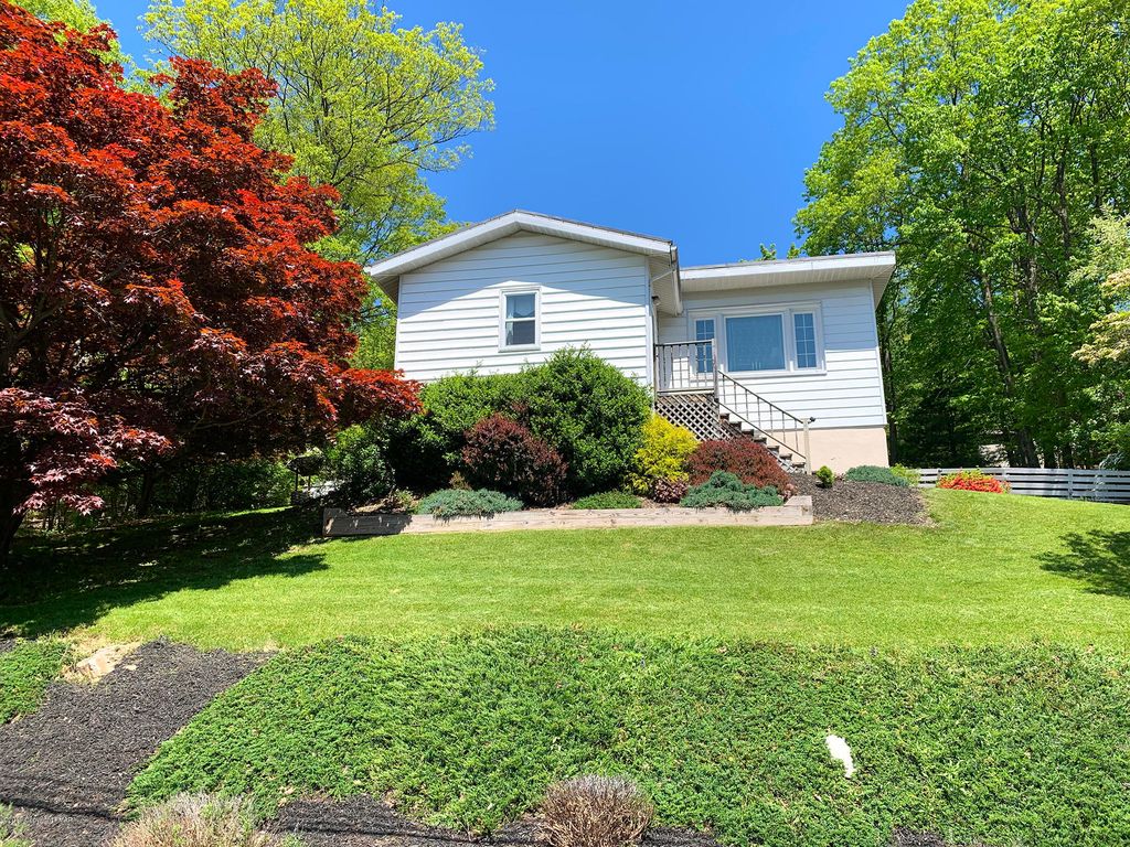 209 W Plainfield Ave, Pen Argyl, PA 18072 Trulia