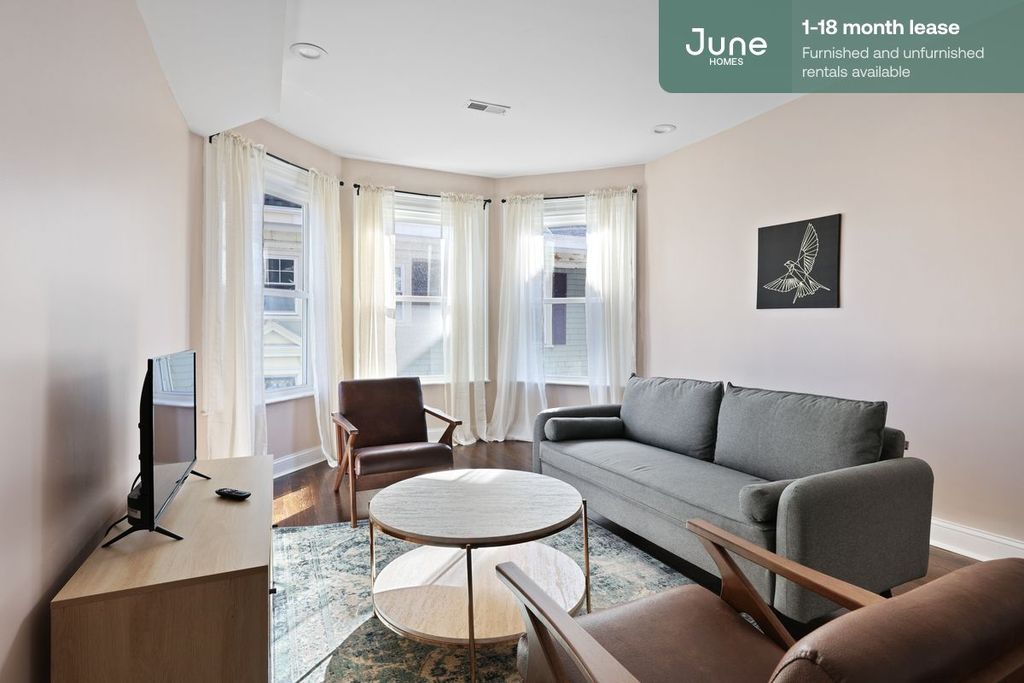 7 Abbotsford St, Dorchester, MA 02121