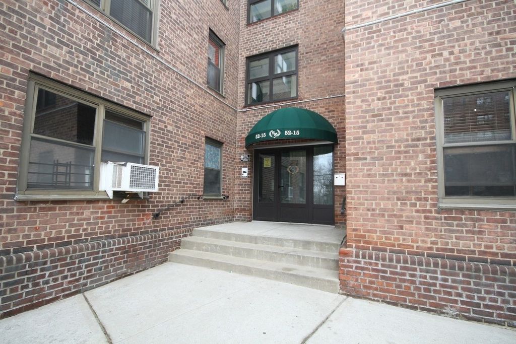 5215 65th Pl 3E, Maspeth, NY 11378 1 Bed, 1 Bath Coop 10 Photos