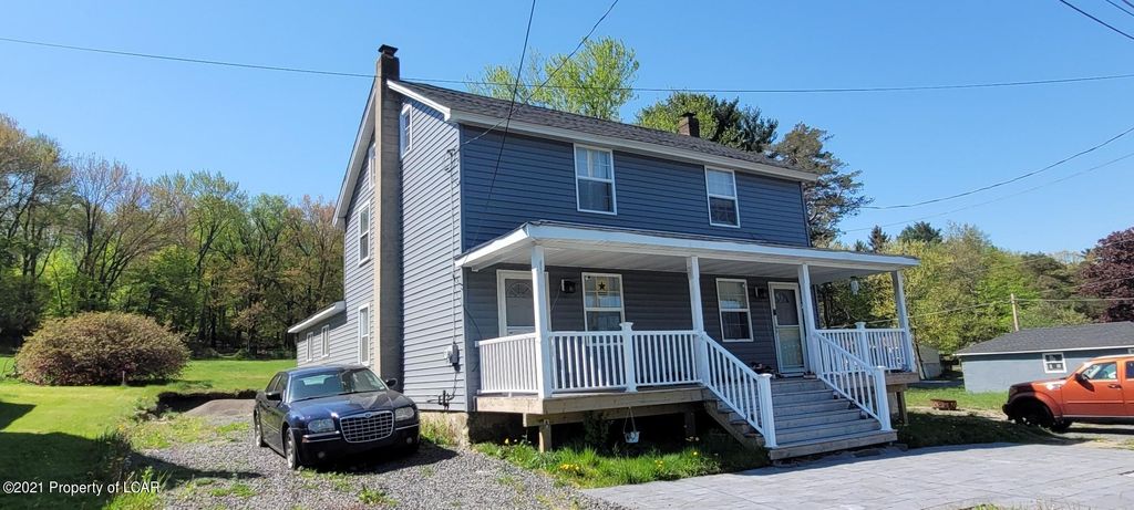 2 Ashmore Rd, Hazle Township, PA 18201