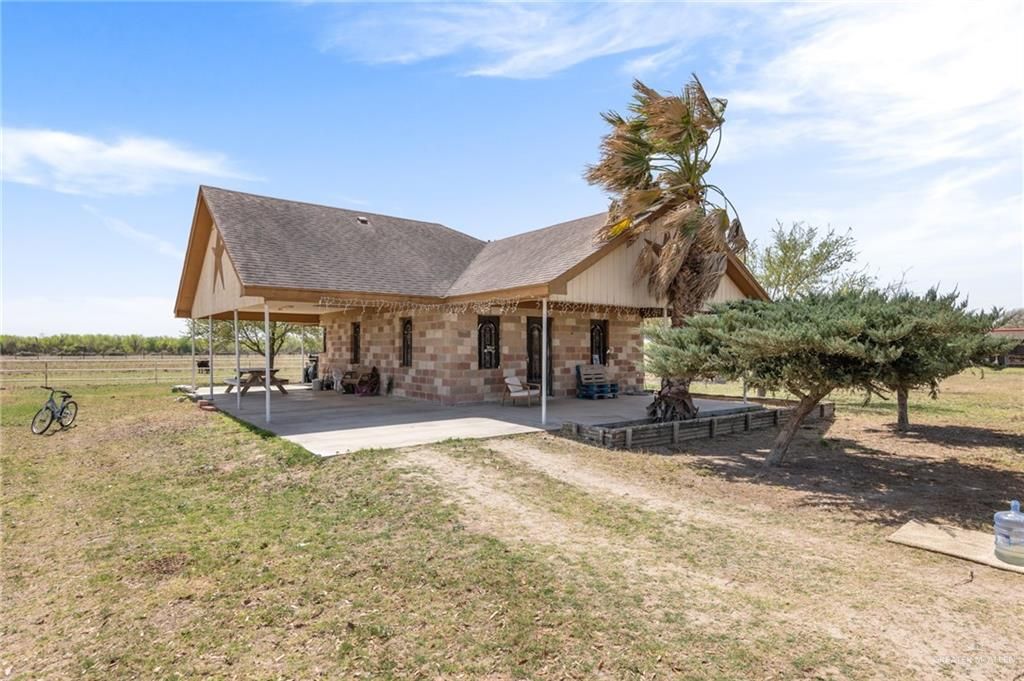 21800 Texan Rd, Mission, TX 78574