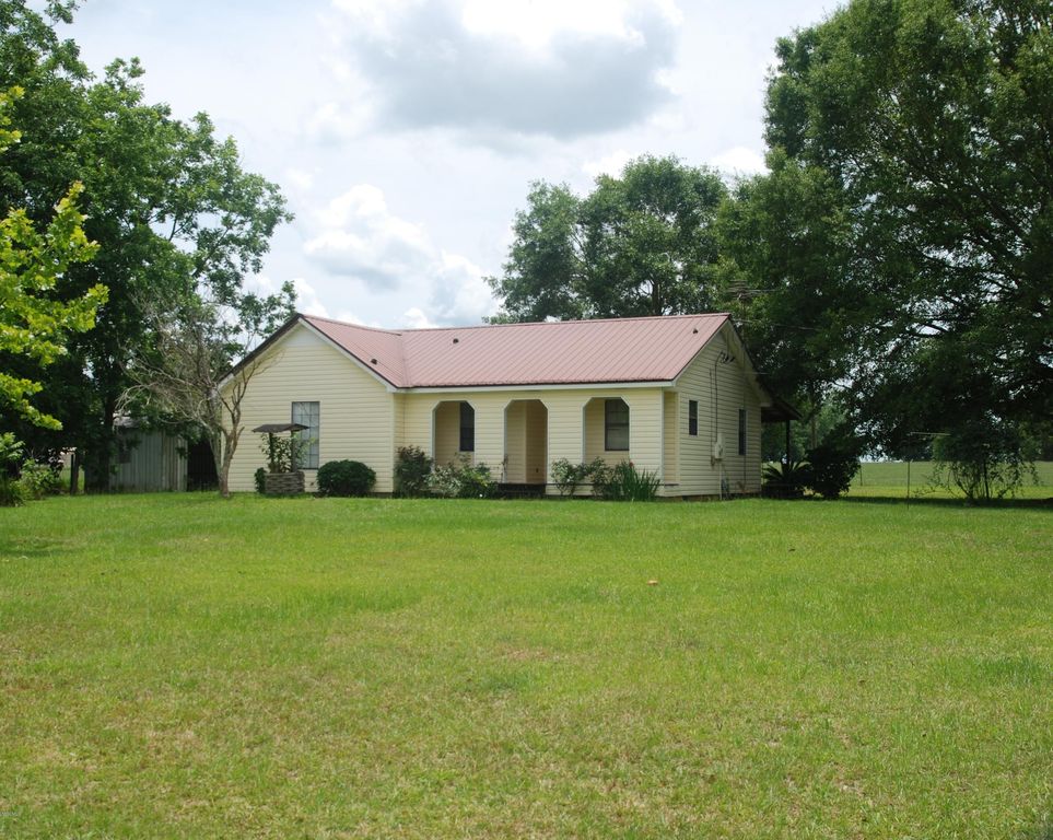 97 Donnie Ln, Lucedale, MS 39452