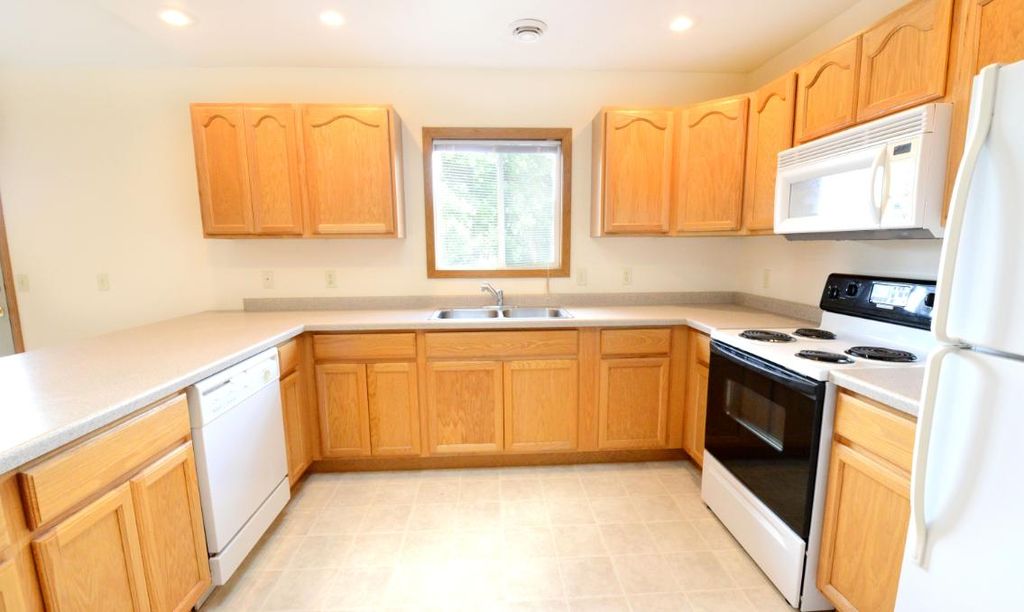 896 Dutchman Dr 5, Chippewa Falls, WI 54729 Trulia