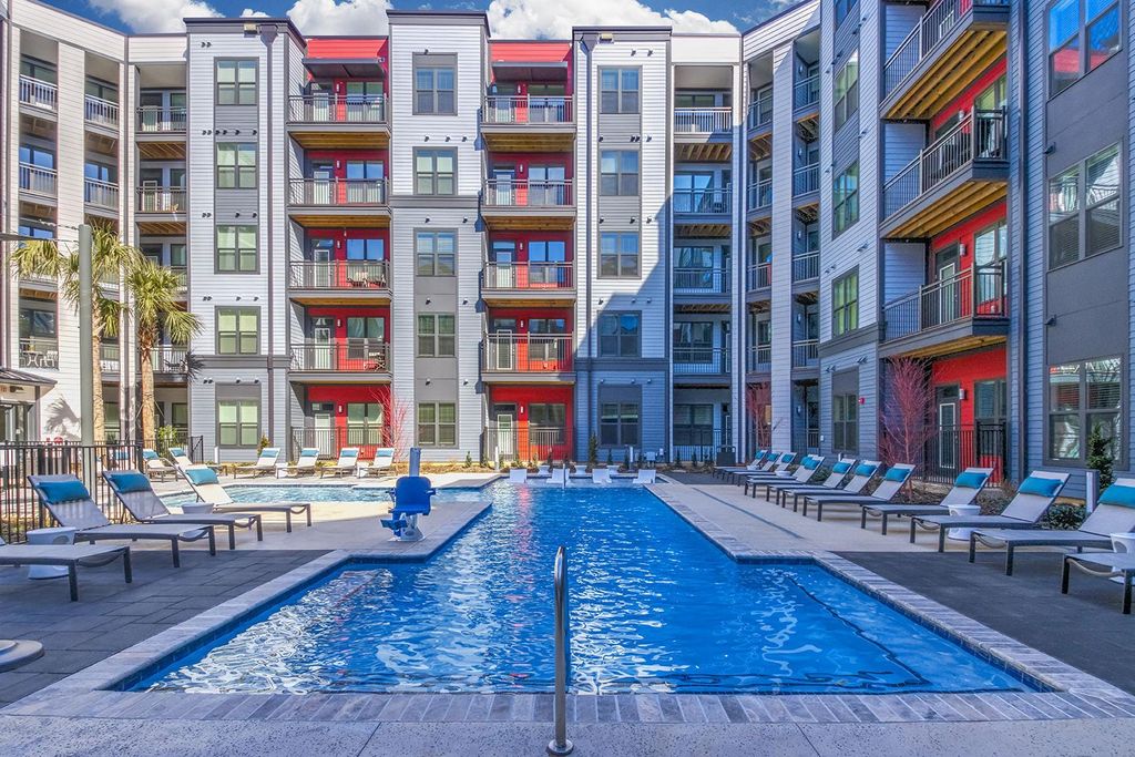 8320 University Executive Park Dr #328, Charlotte, NC 28262
