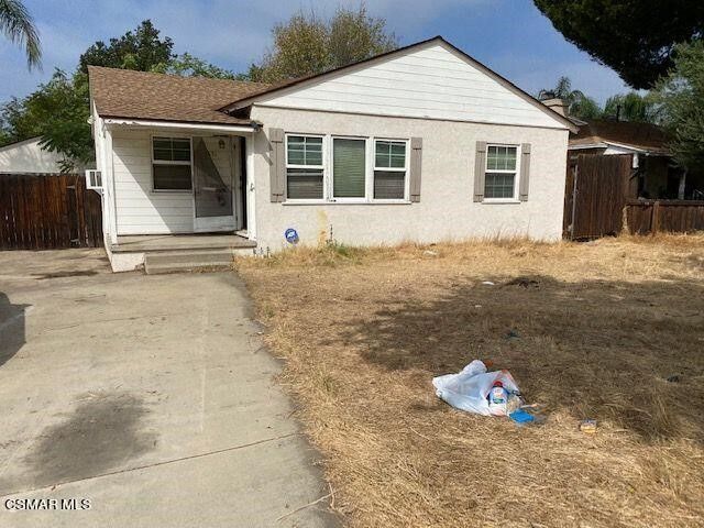 7651 Genesta Ave, Van Nuys, CA 91406