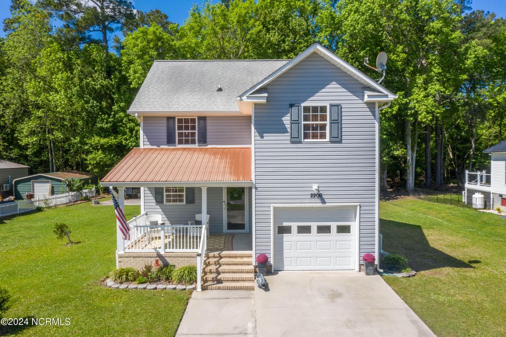 2200 Waccamaw Shores Road, Lake Waccamaw, NC 28450 Trulia