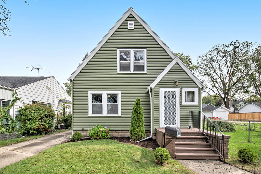 22 Wiltshire Ave, Battle Creek, MI 49015