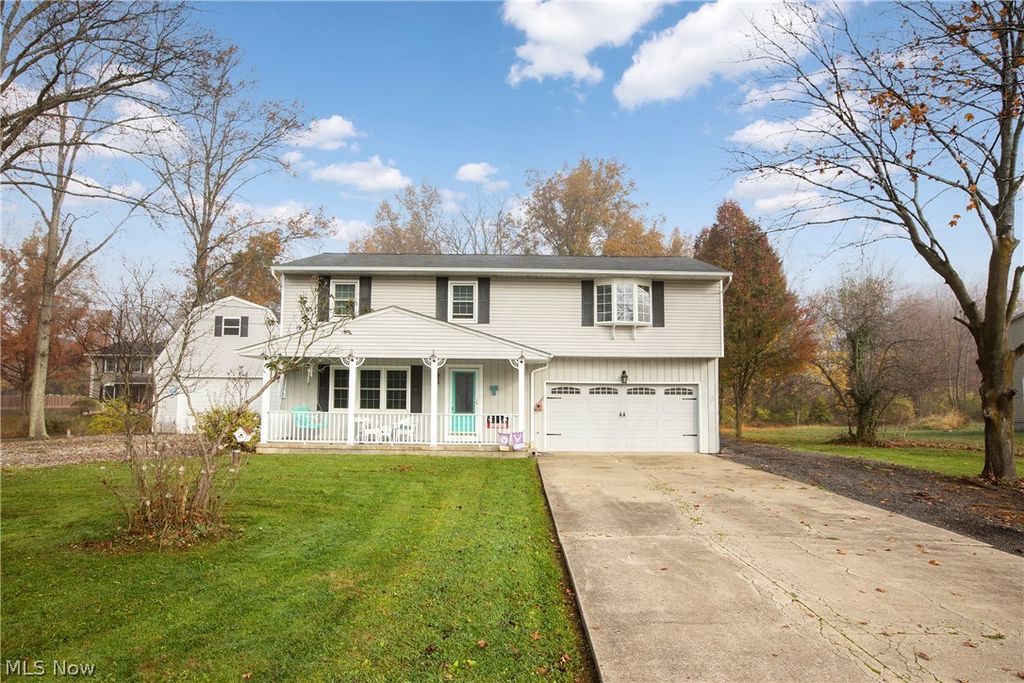 26968 Schady Rd, Olmsted Township, OH 44138