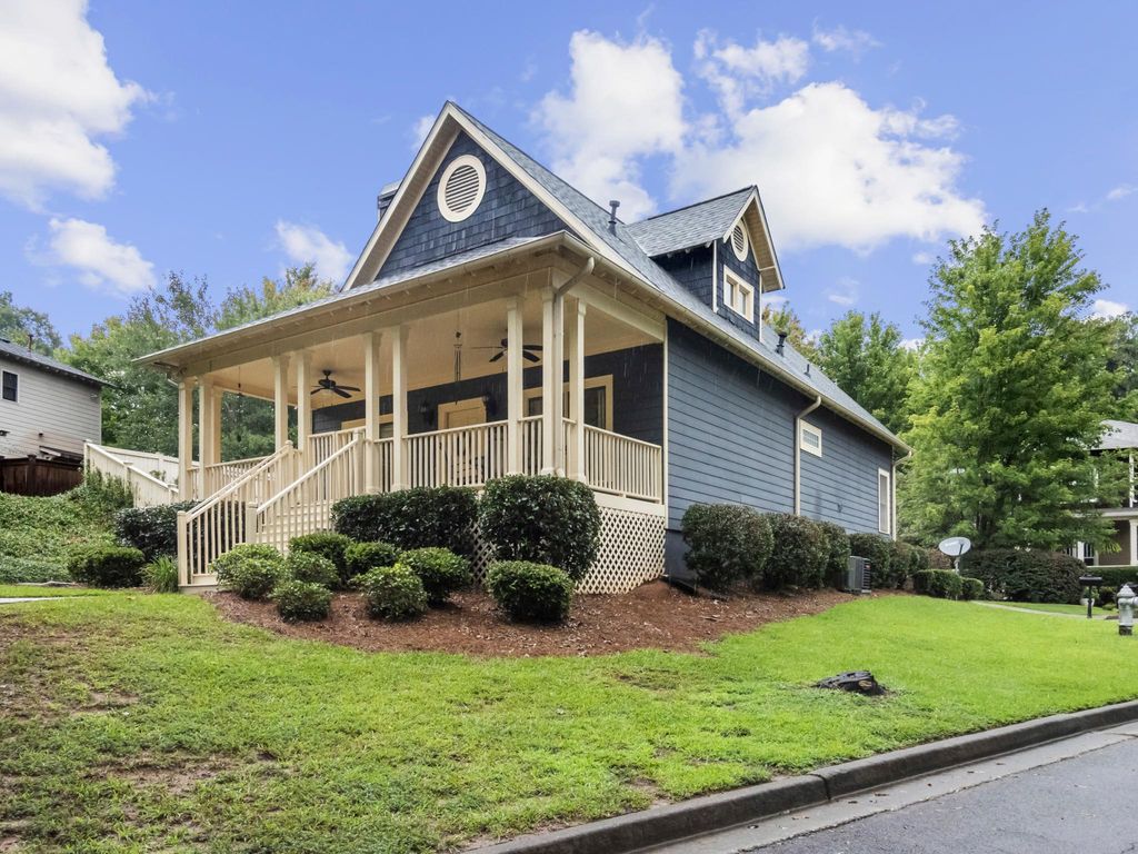 2553 Lakeview East Ct SE, Atlanta, GA 30316