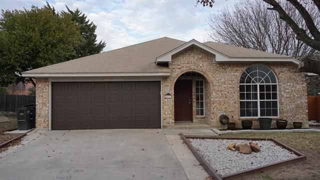 4217 Heritage Way Dr, Fort Worth, TX 76137