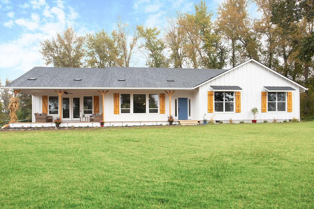 The Alexander - Build On Your Land Plan in Central Oregon Design Center, Redmond, OR 97756