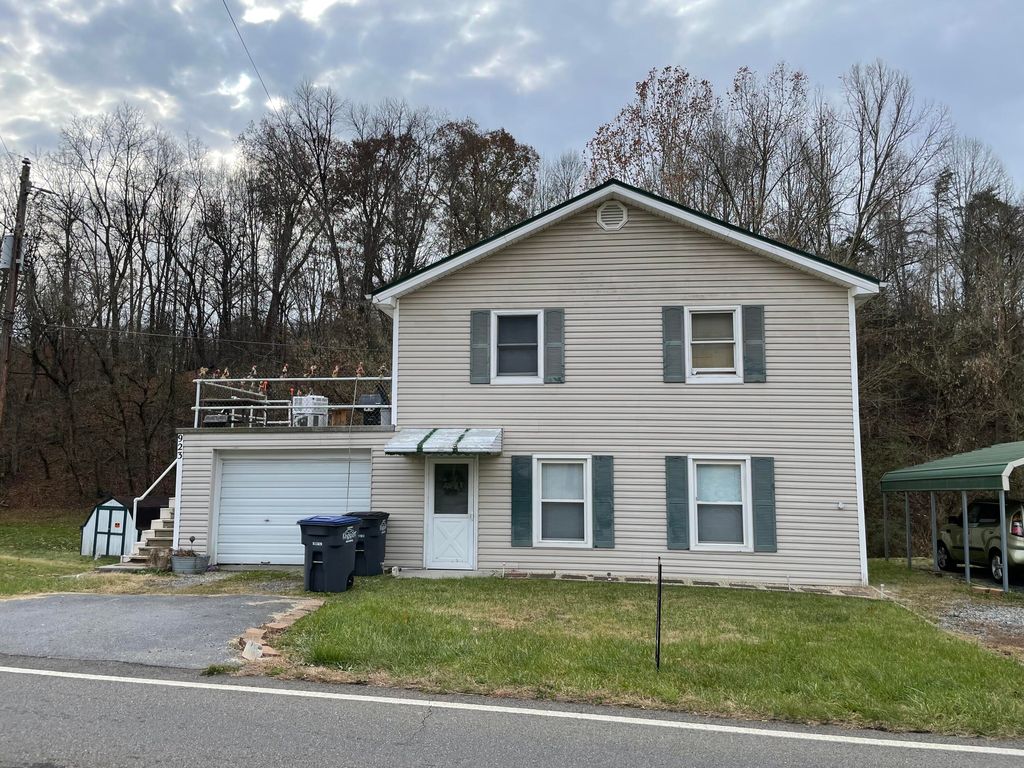 923 W Carters Valley Rd, Kingsport, TN 37660