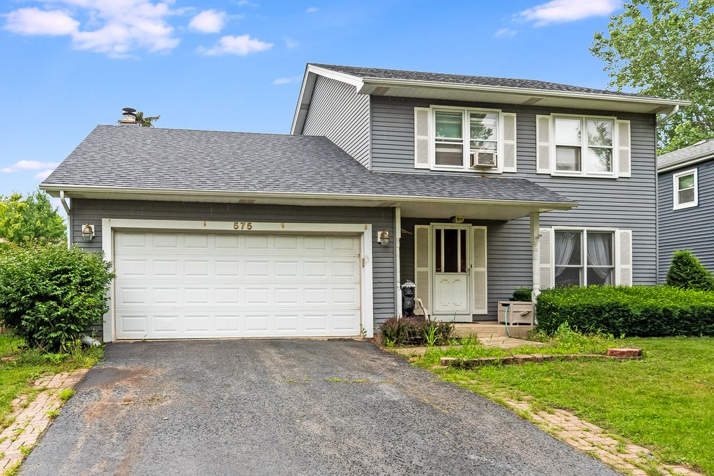 575 Hempstead Ave, Naperville, IL 60565
