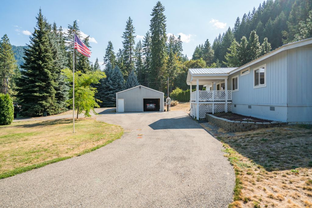 3234 Allen Ln, Peshastin, WA 98847