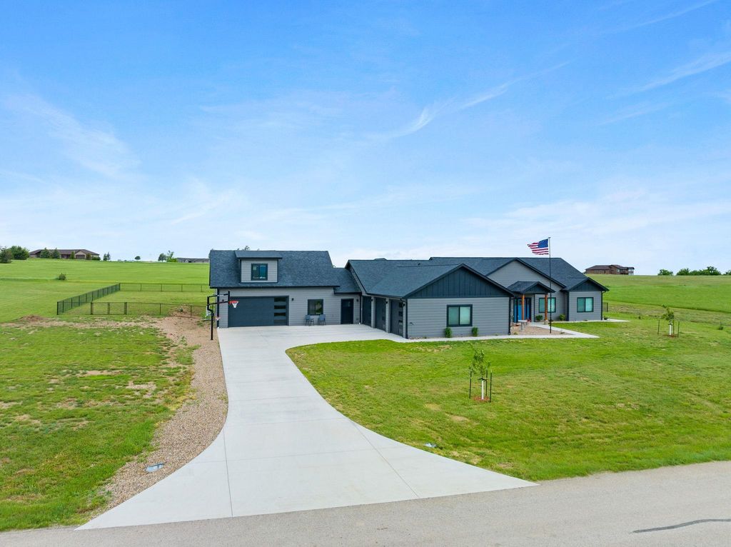 19231 Buckboard Cir, Belle Fourche, SD 57717 MLS 75314 Trulia
