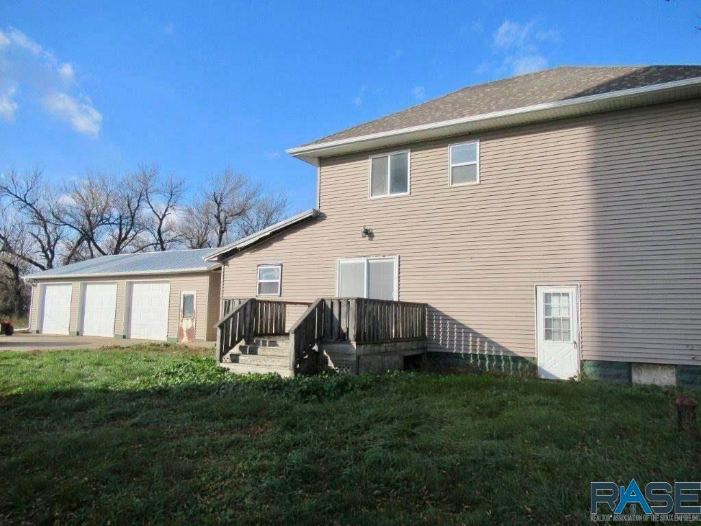 1335 Jackson Ave, Rock Rapids, IA 51246
