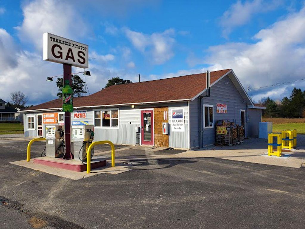 7706 W Hiawatha Trl, Naubinway, MI 49762 Trulia