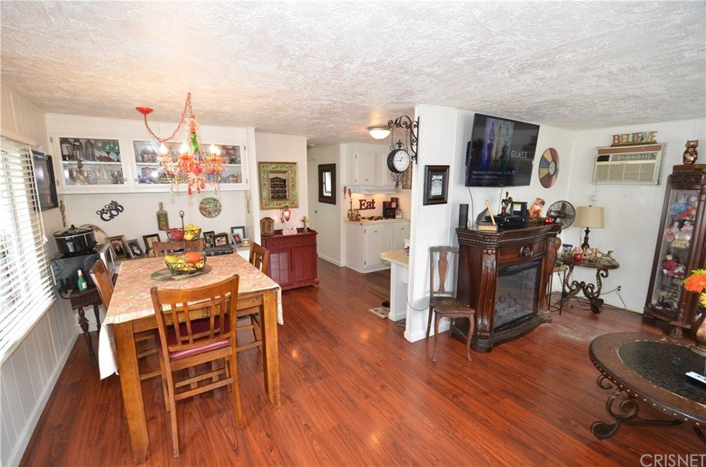 8811 Canoga Ave 205, Canoga Park, CA 2 Bed, 2 Bath Mobile