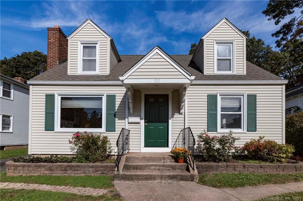 111 Cambridge St, Manchester, CT 06042
