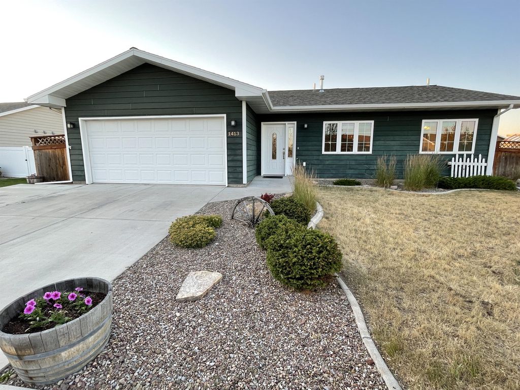 1413 29th Ave S, Great Falls, MT 59405