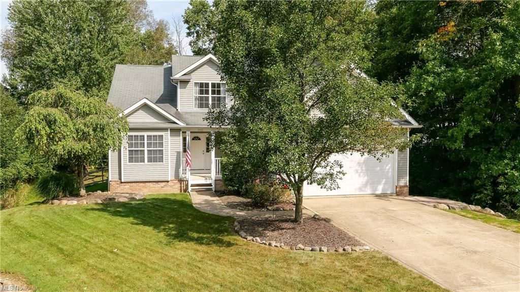 3521 Glenwood Blvd, Aurora, OH 44202