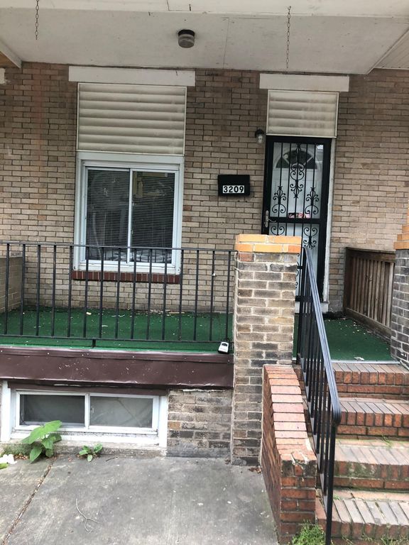3209 McElderry St, Baltimore, MD 21205