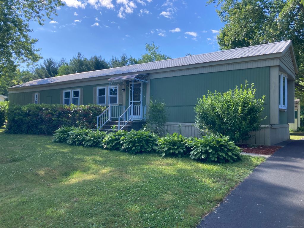 25 Breezy Ln, Thompson, CT 06277 MLS 24025032 Trulia