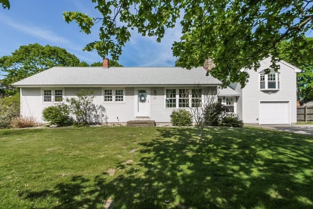 871 Bay St, Taunton, MA 02780