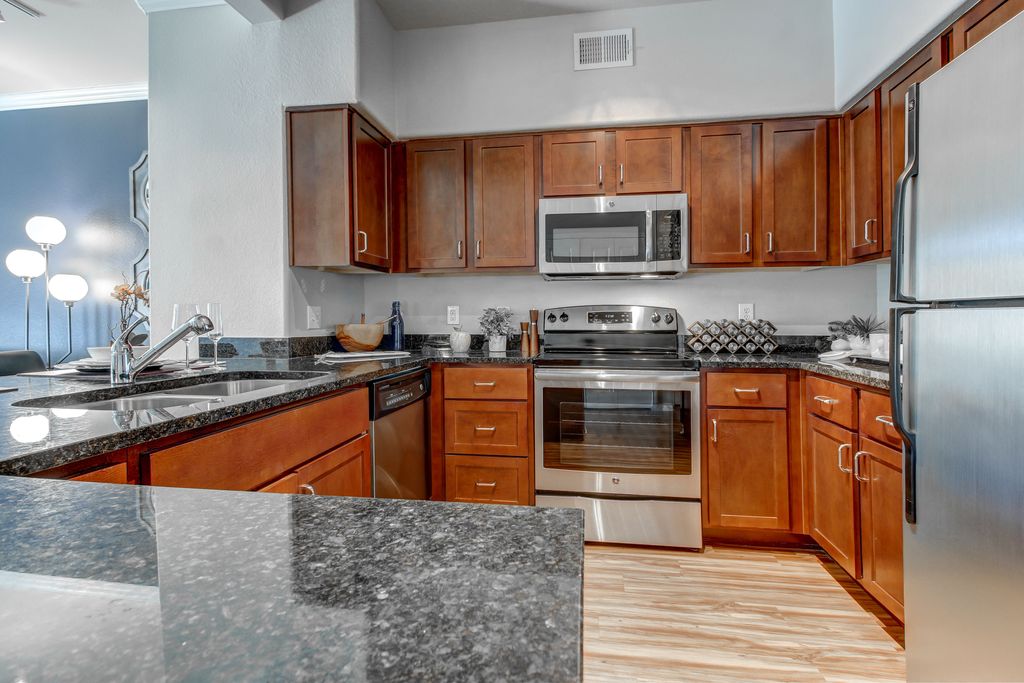401 Northwest Hwy, Irving, TX 75039