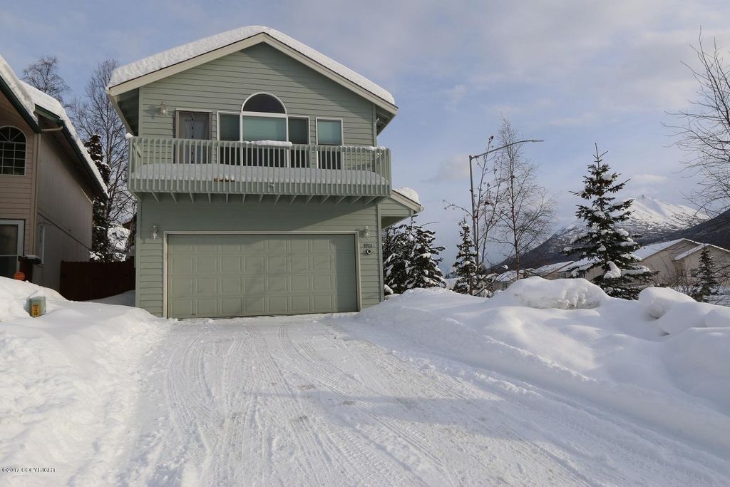 8901 Birch Park Cir, Eagle River, AK 99577