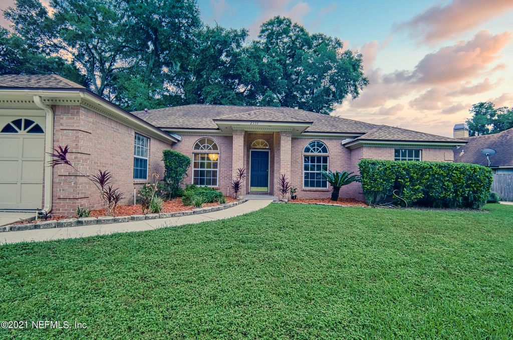 2359 Brentfield Rd W, Jacksonville, FL 32225