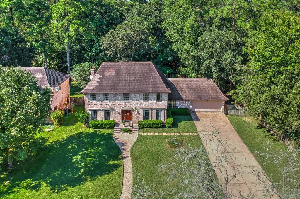 1006 Tigris Ln, Houston, TX 77090