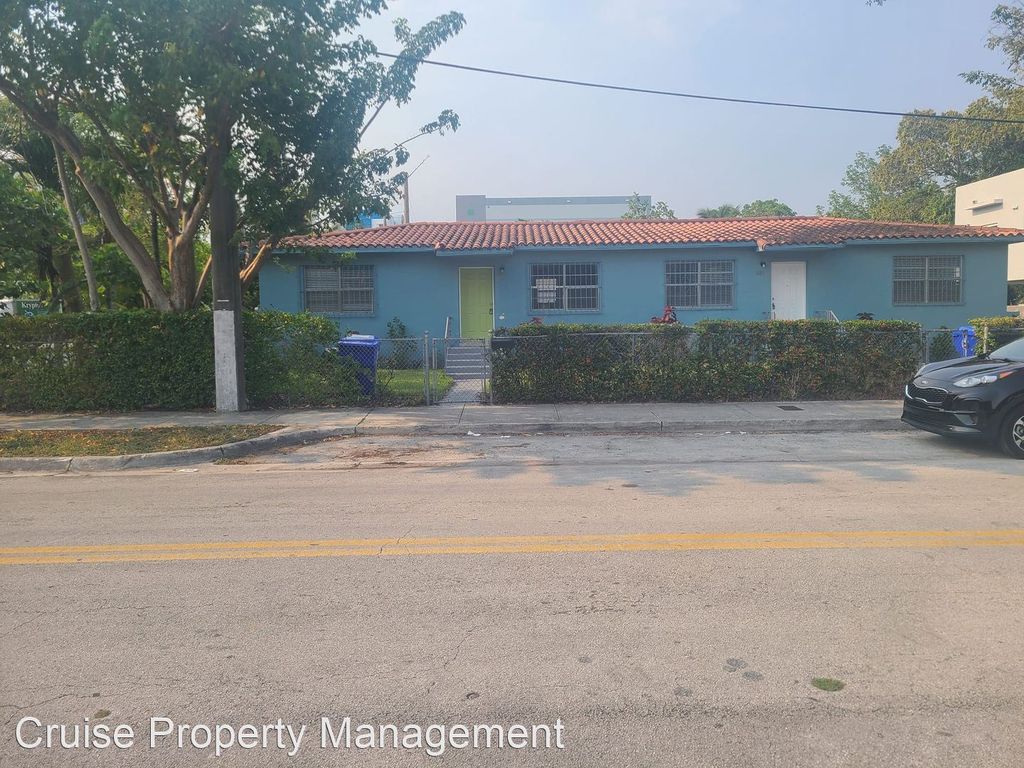 435 NW 34th St, Miami, FL 33127