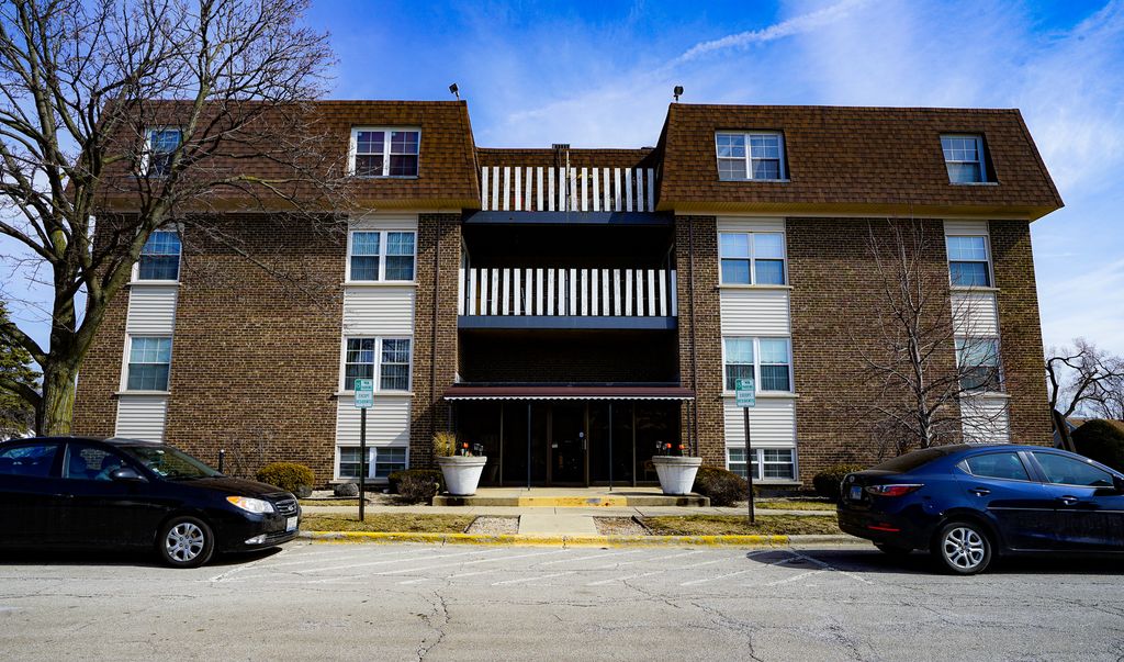 9146 Grand Ave #3NE, Franklin Park, IL 60131