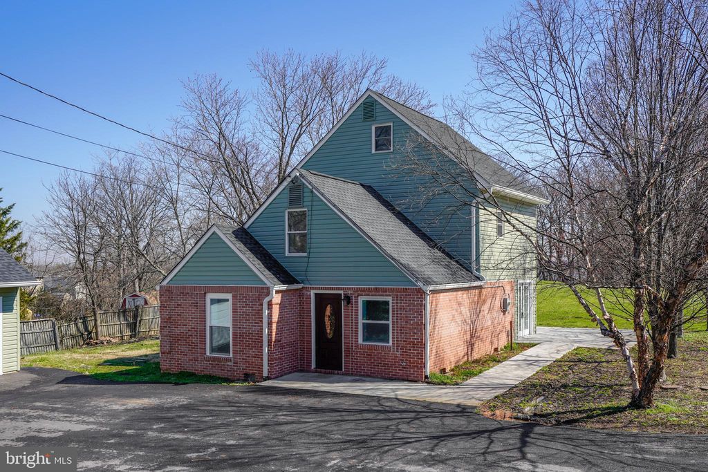 1935 Brady Ave, Baltimore, MD 21227